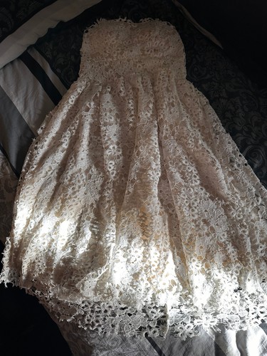 Wunderschönes kleid weiß - wunderschönes,
